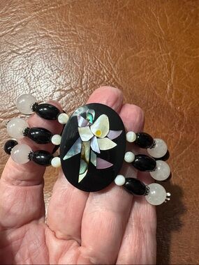 Inlaid Stretch Bracelet with light Pink and Black Beads